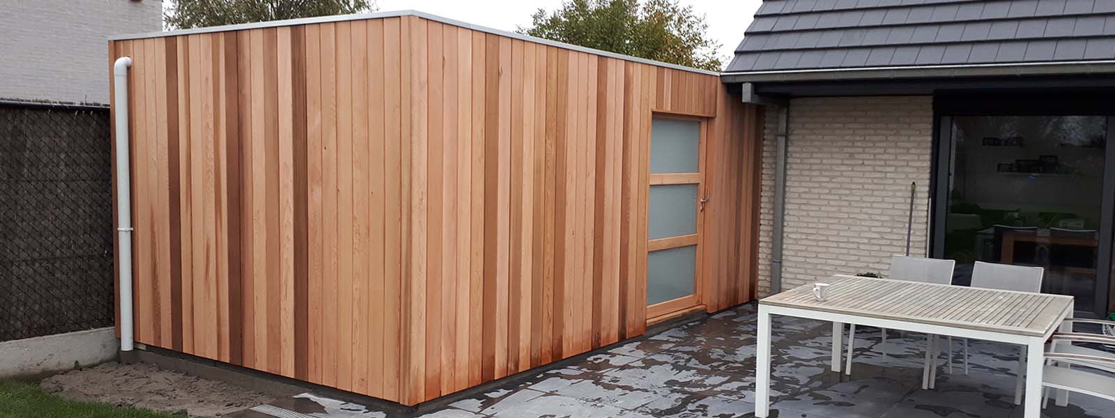 

Lignes sobres et épurées, Abris de jardin, Carports & Poolhouses exclusifs.
